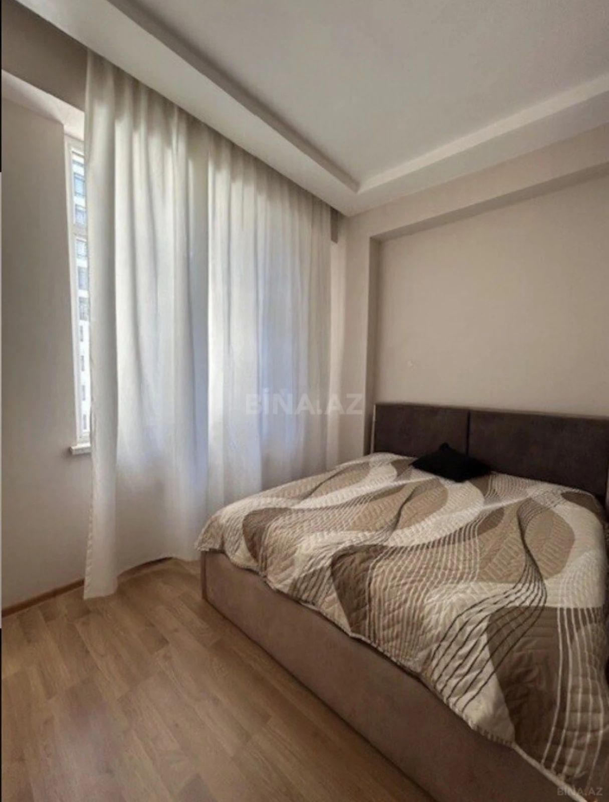 Kirayə verilir 2 otaqlı mənzil 60 m²