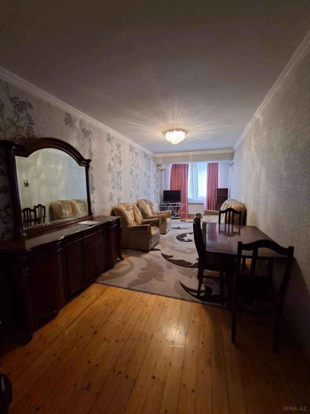 Kirayə verilir 3 otaqlı mənzil 115 m²