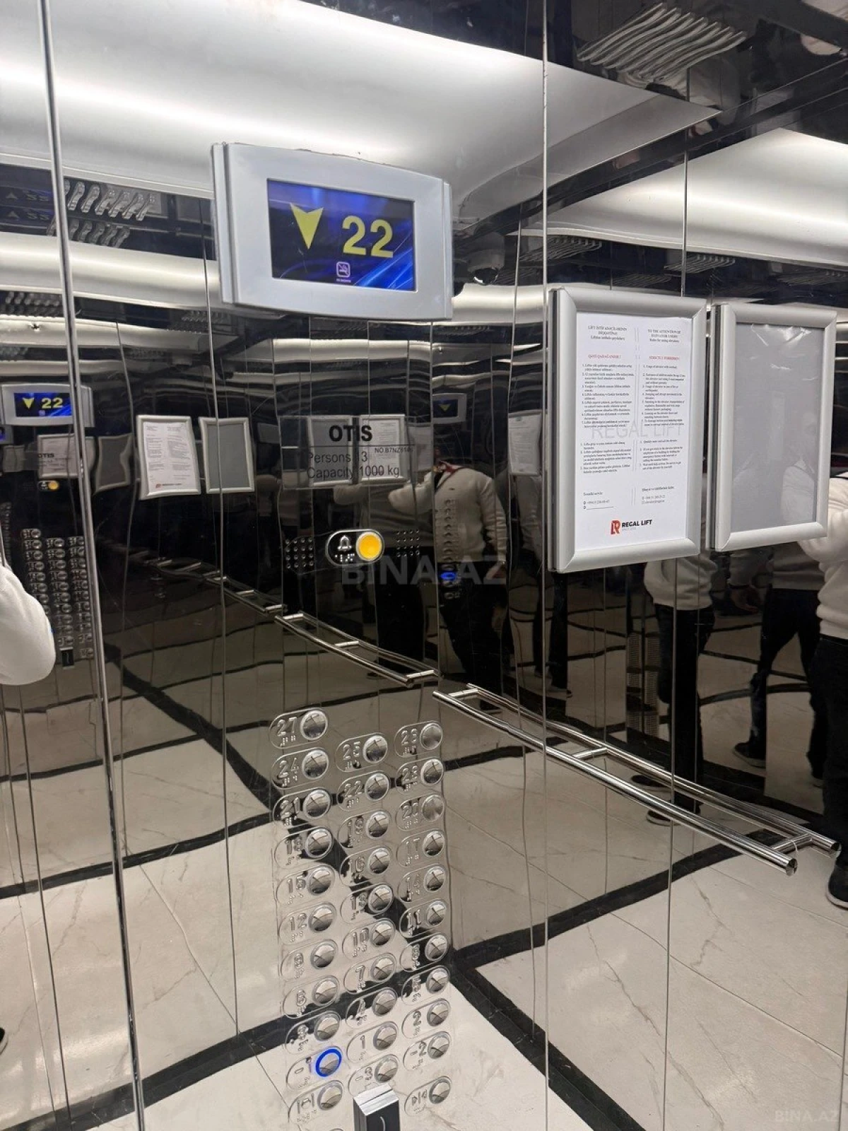 Satılır 3 otaqlı mənzil 148 m²