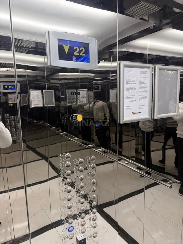 Satılır 3 otaqlı mənzil 148 m²