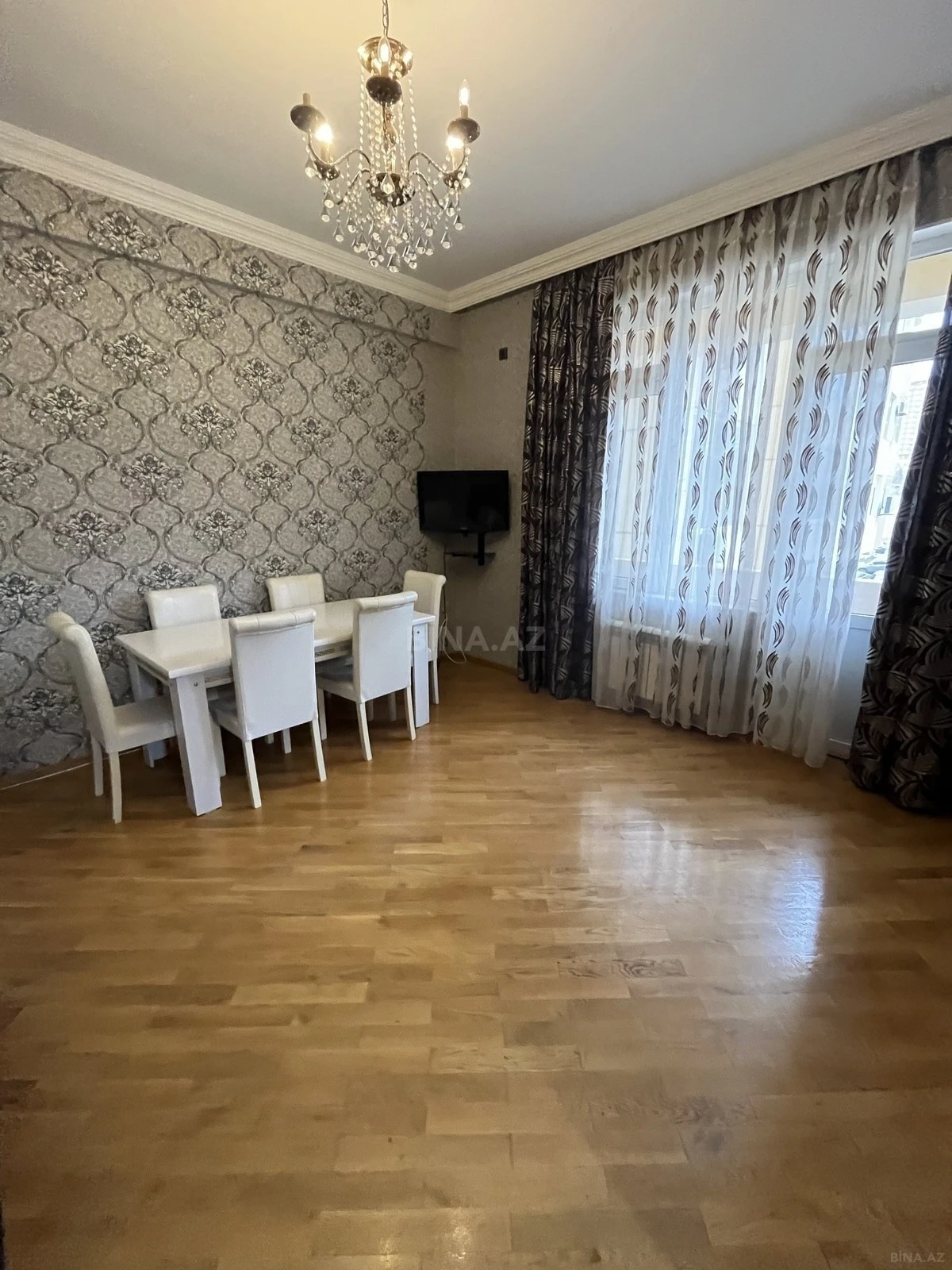 Kirayə verilir 2 otaqlı mənzil 65 m²