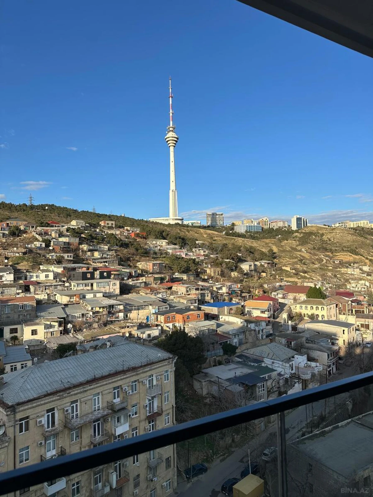 Kirayə verilir 3 otaqlı mənzil 98 m²