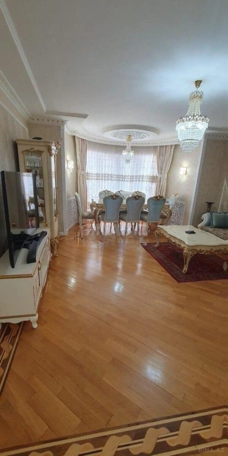 Satılır 3 otaqlı mənzil 105 m²