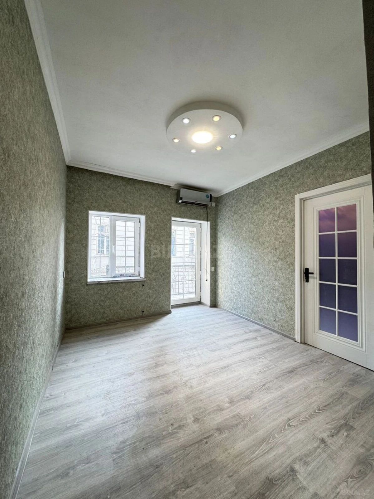 Satılır 2 otaqlı mənzil 32 m²