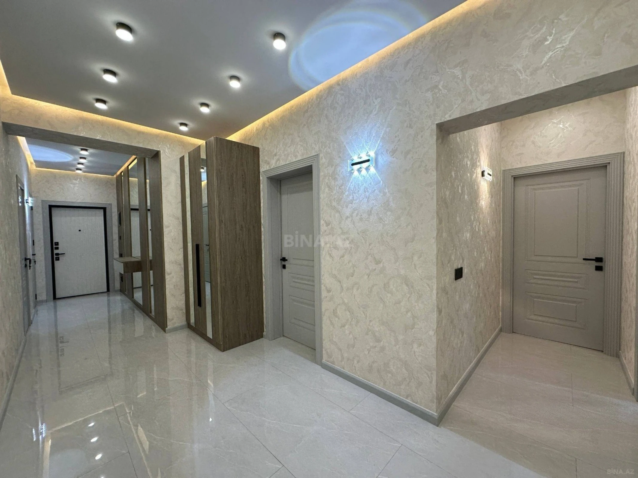 Satılır 3 otaqlı mənzil 88 m²