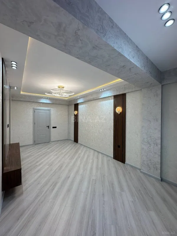 Satılır 3 otaqlı mənzil 88 m²