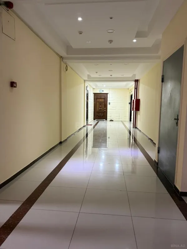 Kirayə verilir 3 otaqlı mənzil 125 m²