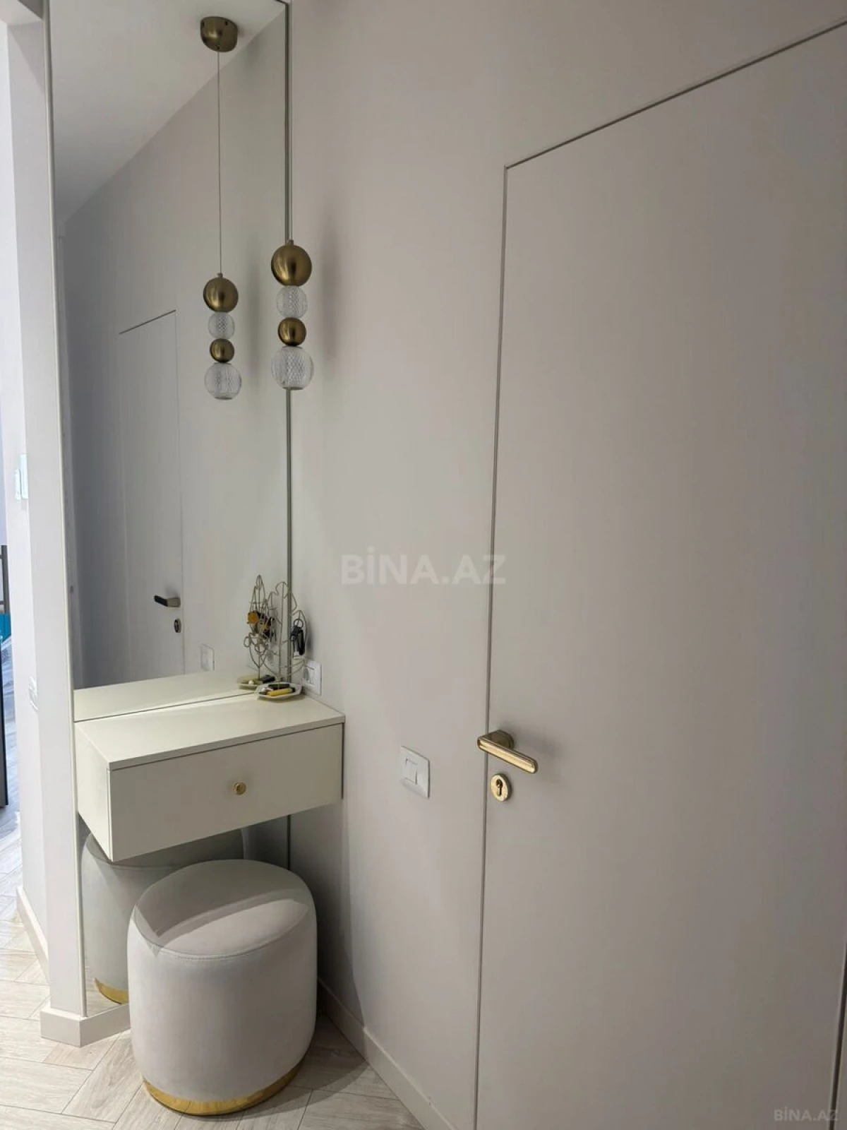 Satılır 2 otaqlı mənzil 48 m²