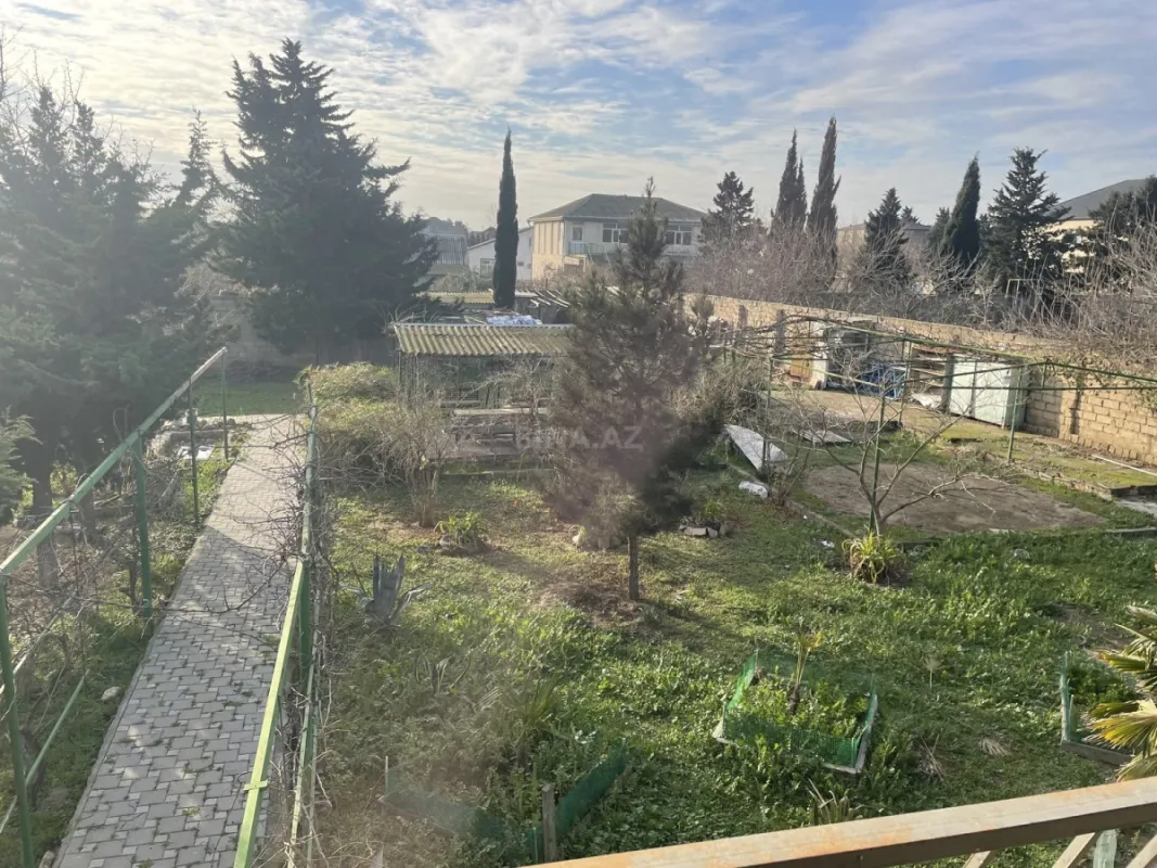 Satılır 4 otaqlı həyət evi 150 m²