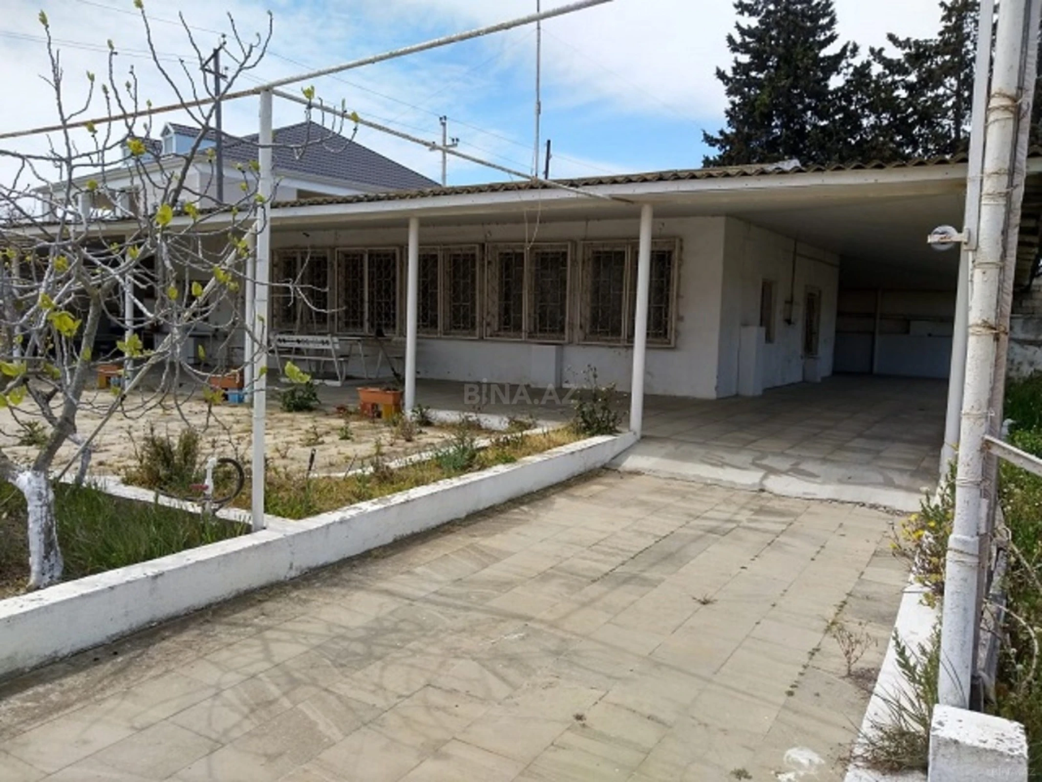 Satılır 4 otaqlı həyət evi 120 m²