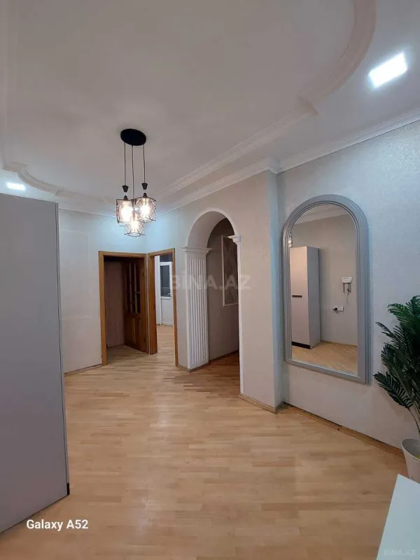 Kirayə verilir 3 otaqlı mənzil 100 m²