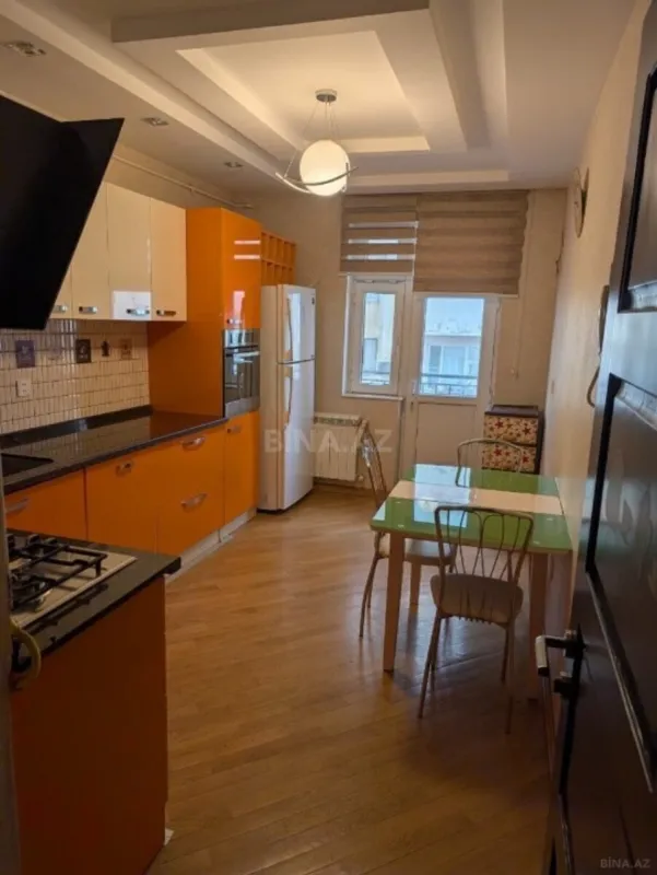 Satılır 3 otaqlı mənzil 100 m²