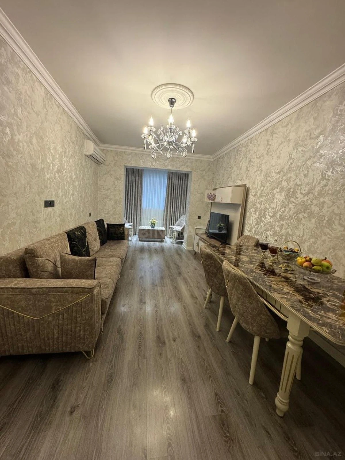 Satılır 4 otaqlı mənzil 90 m²