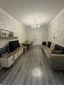 Satılır 4 otaqlı mənzil 90 m²