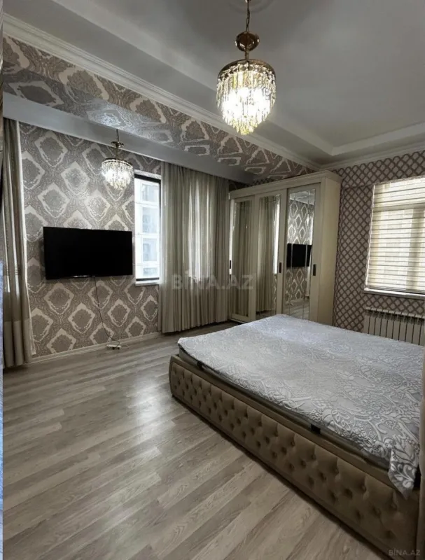 Kirayə verilir 2 otaqlı mənzil 85 m²