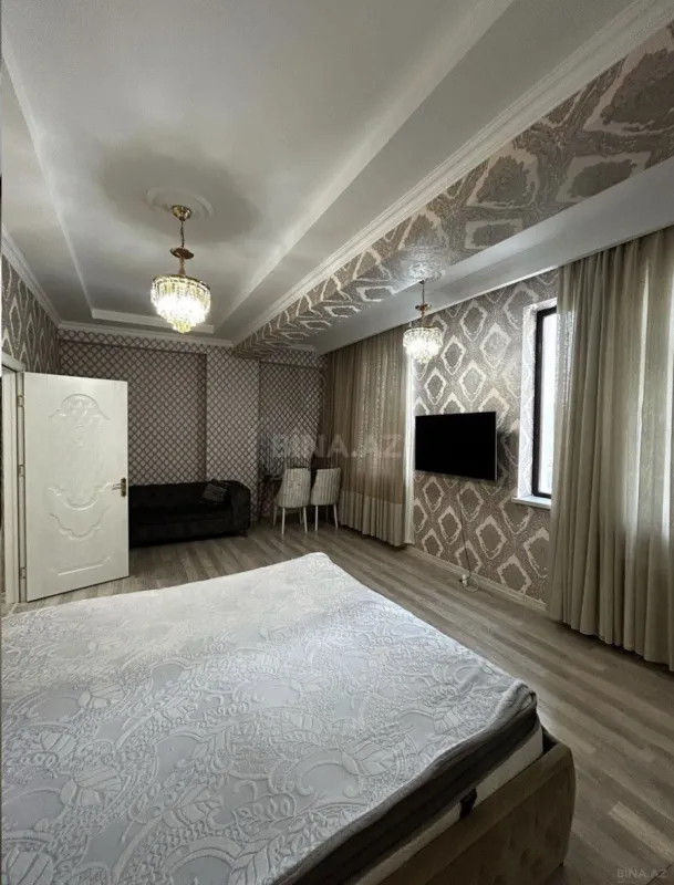 Kirayə verilir 2 otaqlı mənzil 85 m²