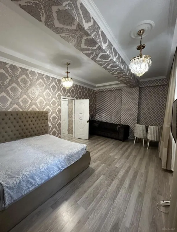 Kirayə verilir 2 otaqlı mənzil 85 m²