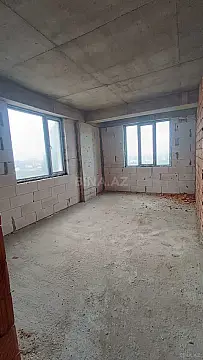 Satılır 3 otaqlı mənzil 118 m²