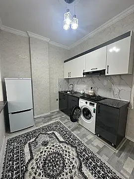 Kirayə verilir 2 otaqlı mənzil 75 m²