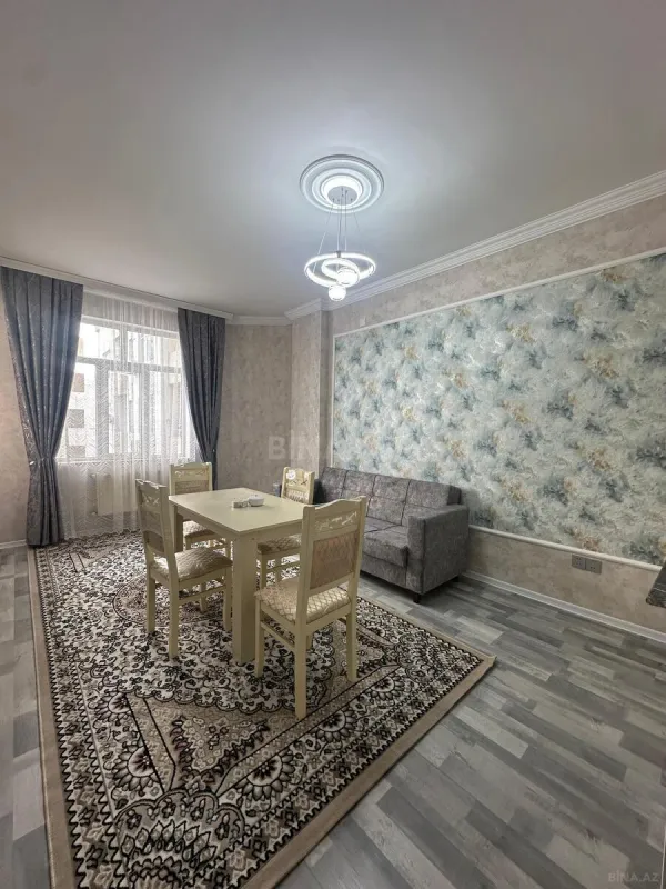Kirayə verilir 2 otaqlı mənzil 75 m²