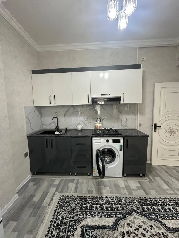 Kirayə verilir 2 otaqlı mənzil 75 m²