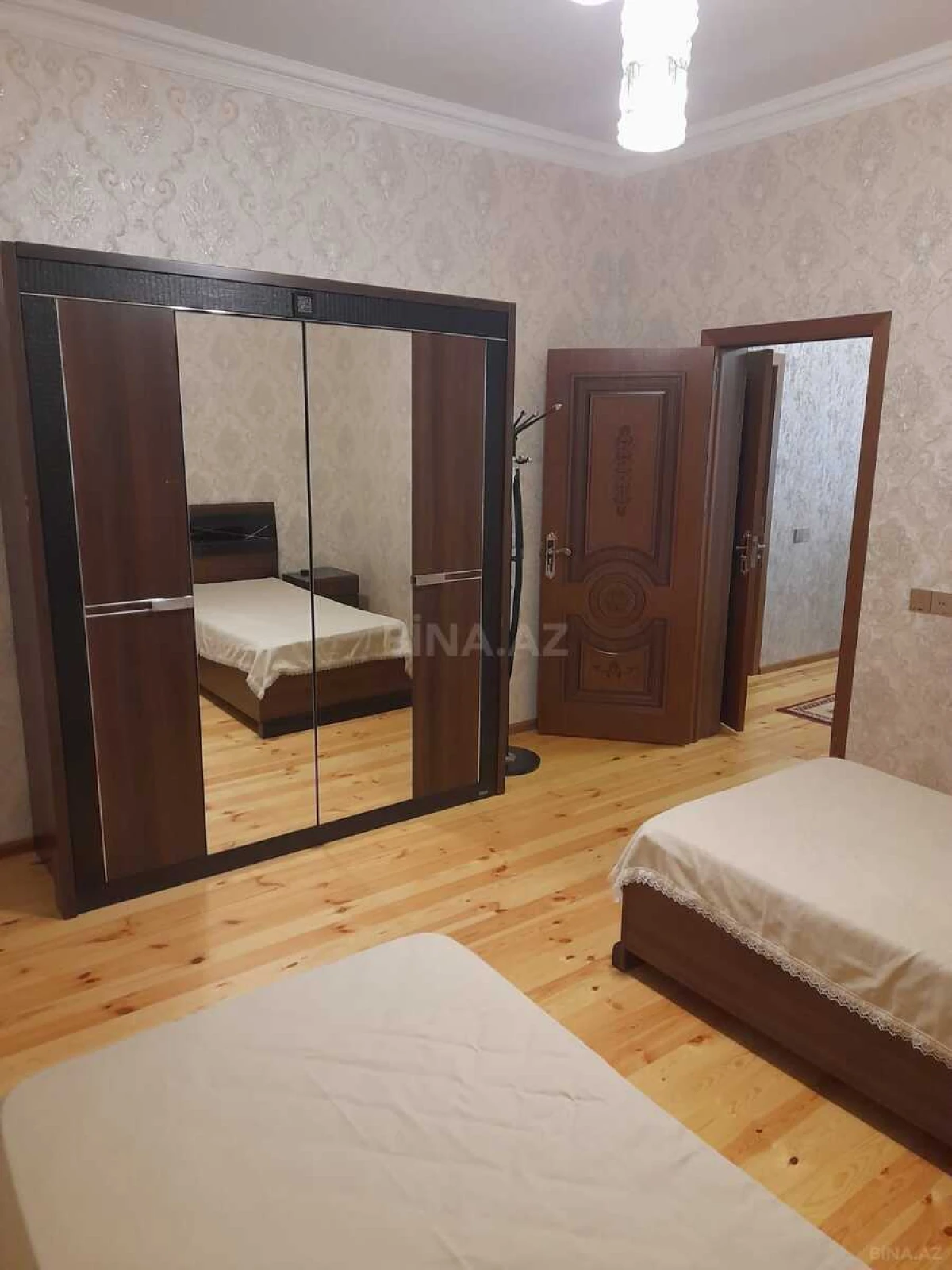 Satılır 5 otaqlı həyət evi 130 m²