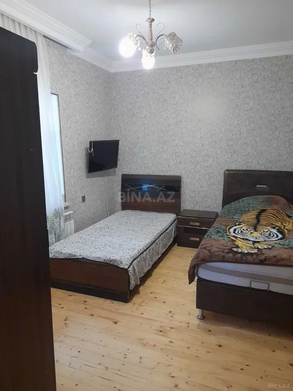 Satılır 5 otaqlı həyət evi 130 m²