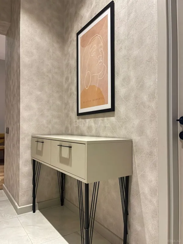 Kirayə verilir 2 otaqlı mənzil 100 m²