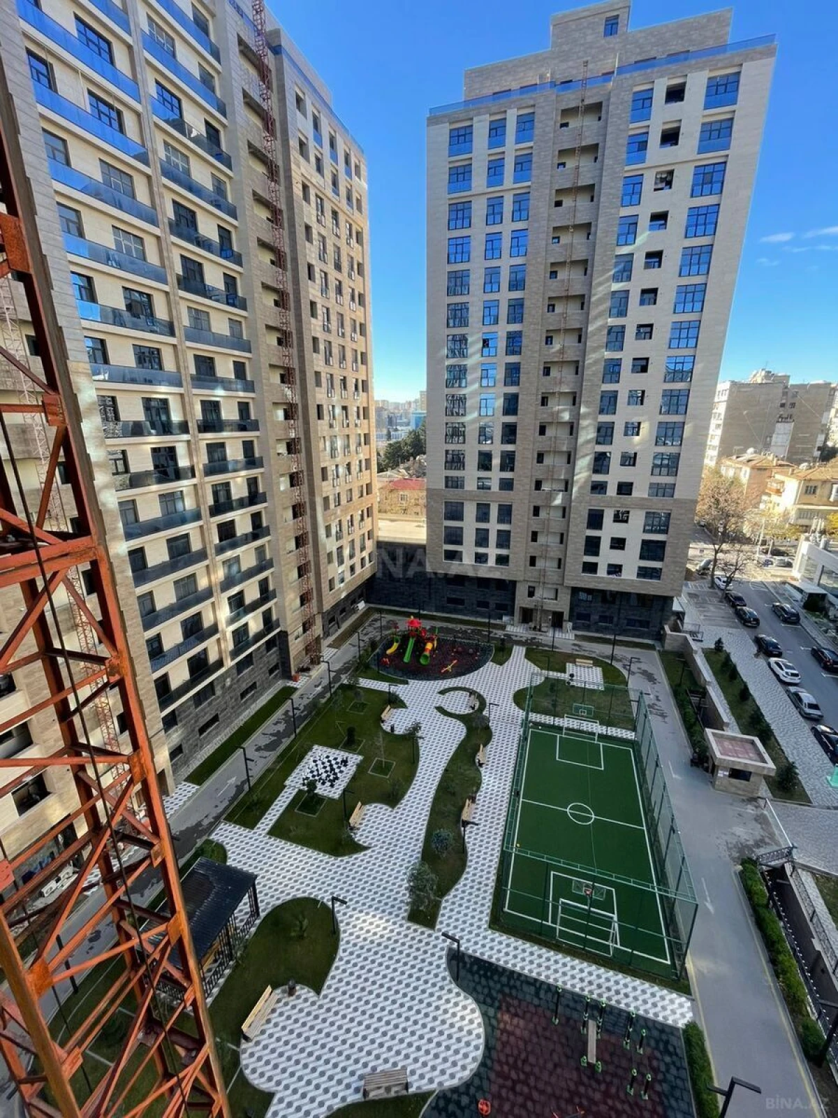 Kirayə verilir 2 otaqlı mənzil 100 m²