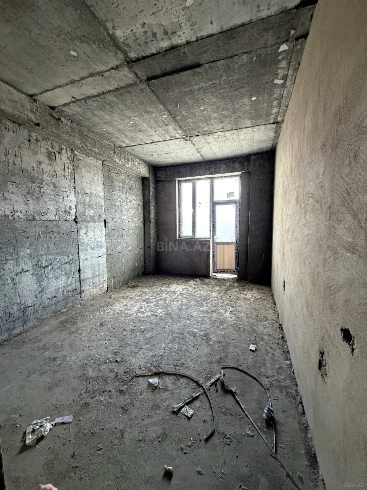 Satılır 4 otaqlı mənzil 158 m²