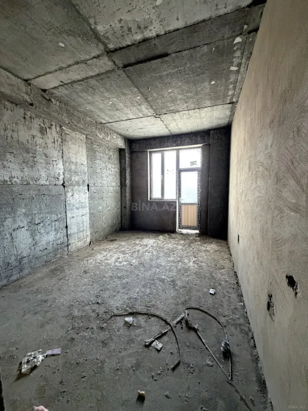 Satılır 4 otaqlı mənzil 158 m²