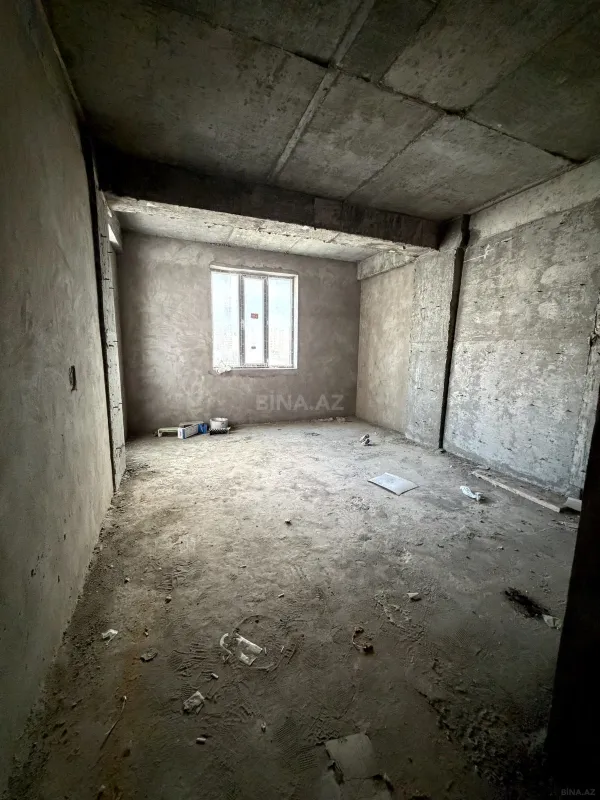 Satılır 4 otaqlı mənzil 158 m²