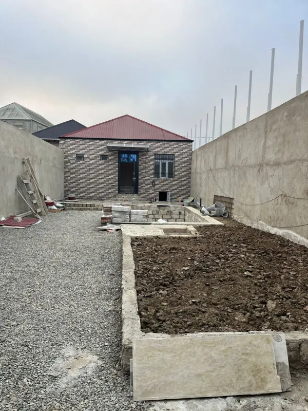 Satılır 3 otaqlı həyət evi 125 m²