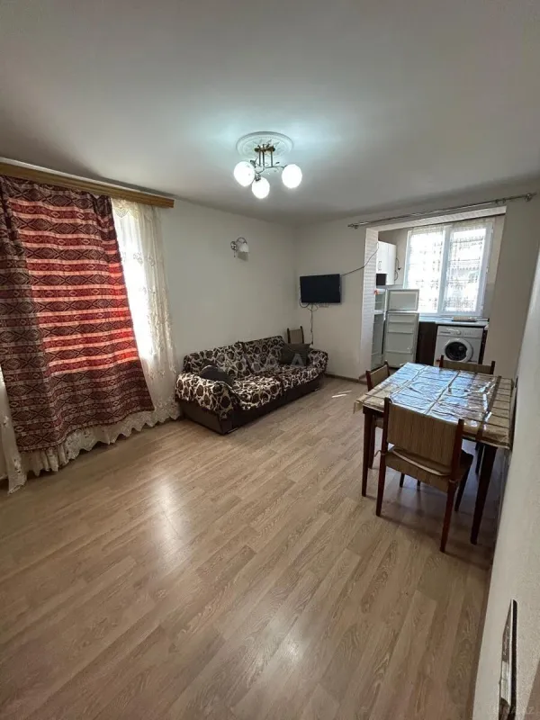 Kirayə verilir 2 otaqlı mənzil 40 m²