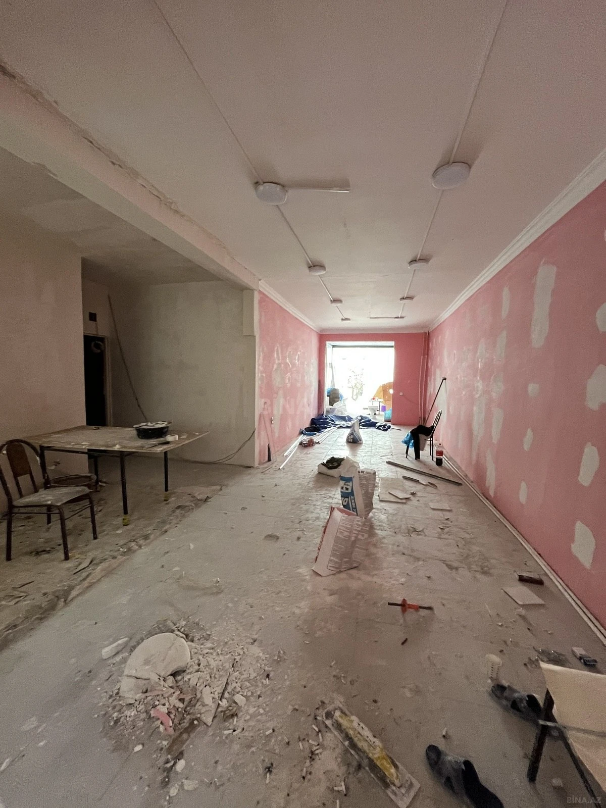 Kirayə verilir obyekt 55 m²