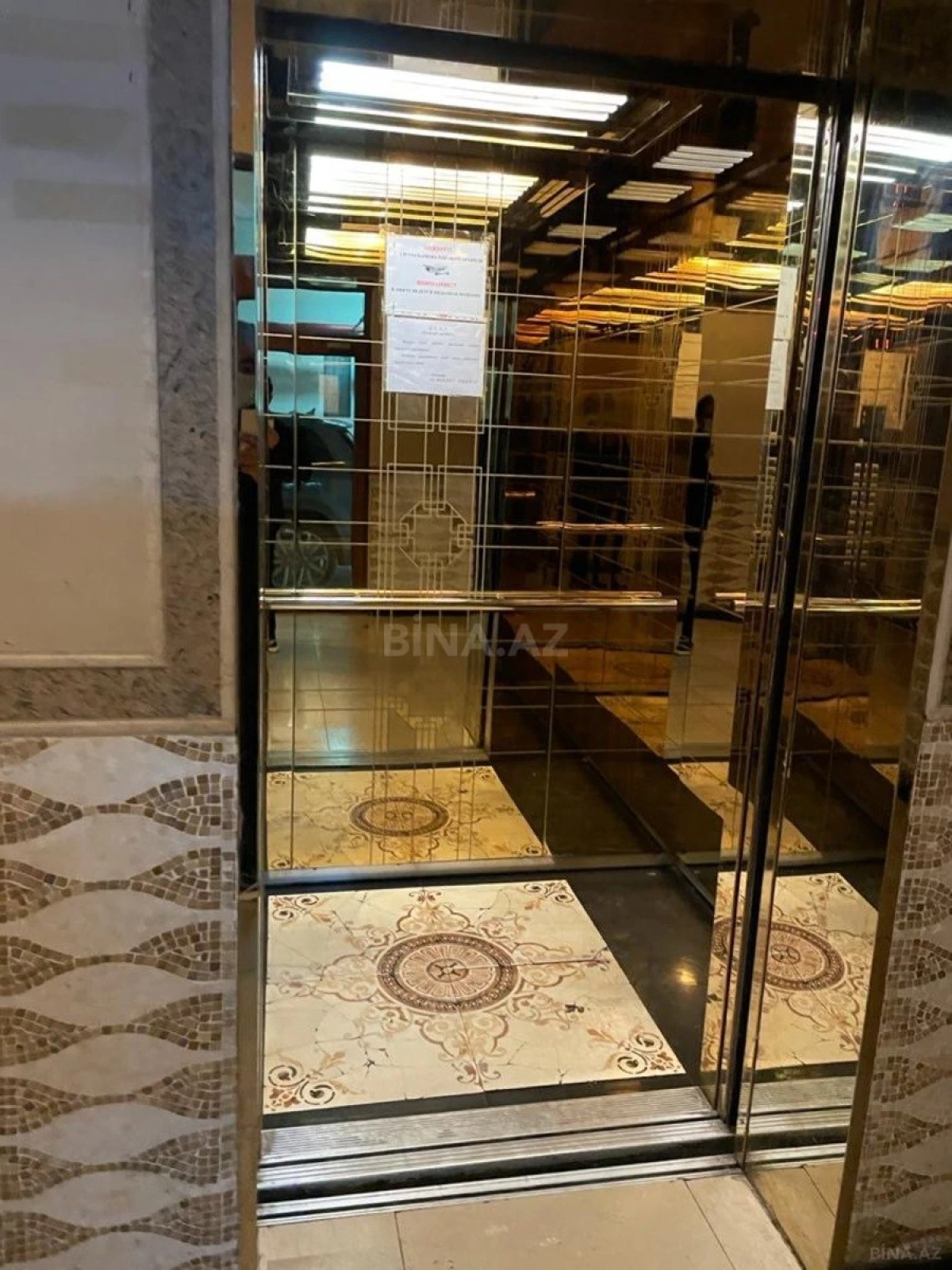 Kirayə verilir 4 otaqlı mənzil 160 m²