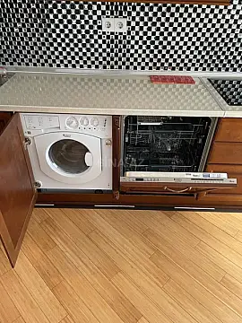 Kirayə verilir 4 otaqlı mənzil 160 m²