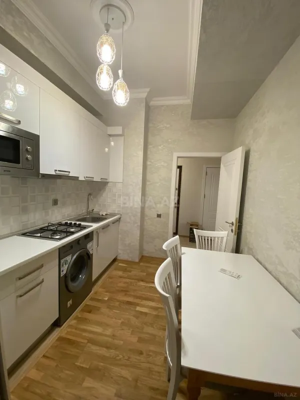 Satılır 2 otaqlı mənzil 62 m²