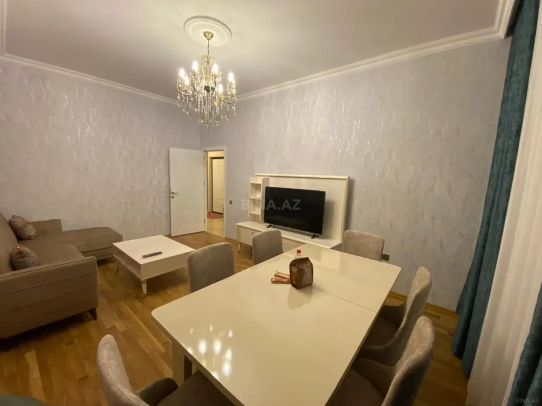 Satılır 2 otaqlı mənzil 62 m²
