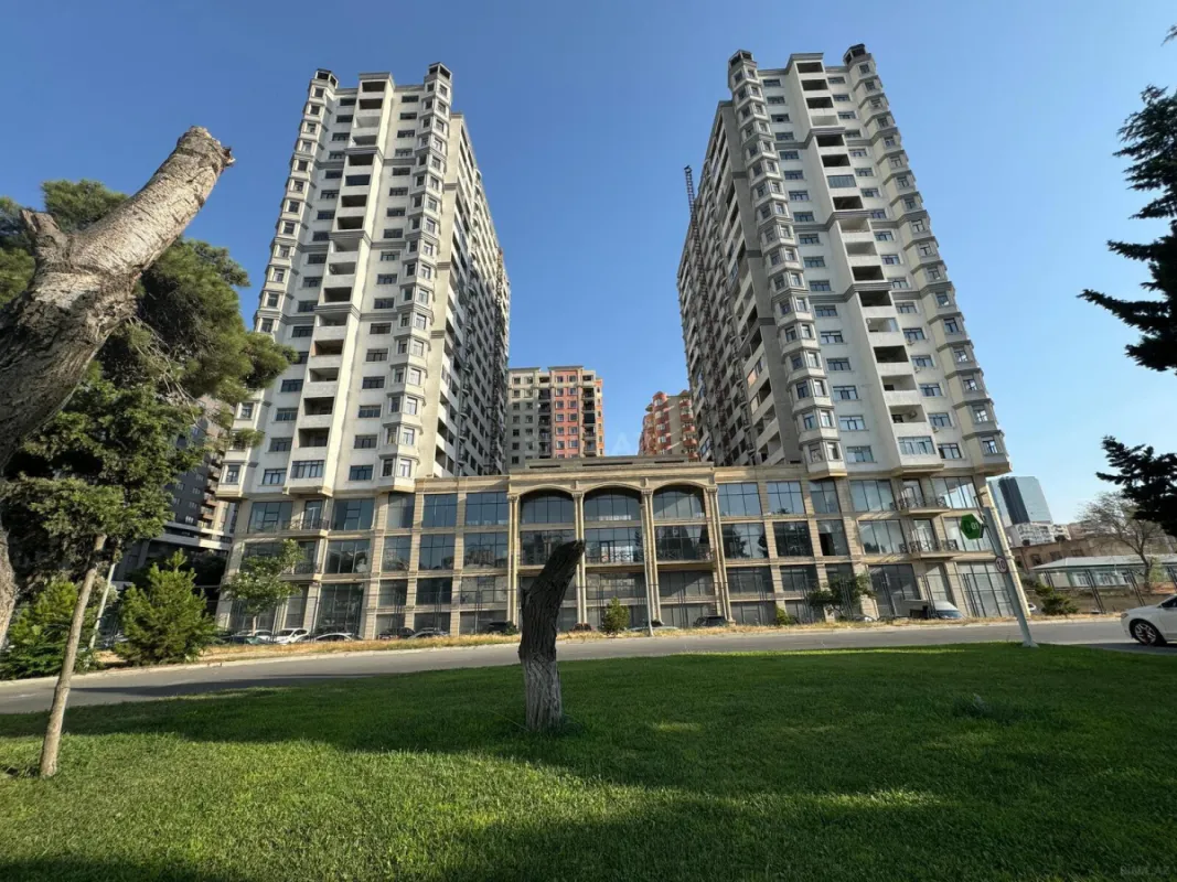 Satılır 2 otaqlı mənzil 68 m²