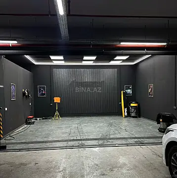 Satılır obyekt 215 m² — Bakı 215.00 m²
