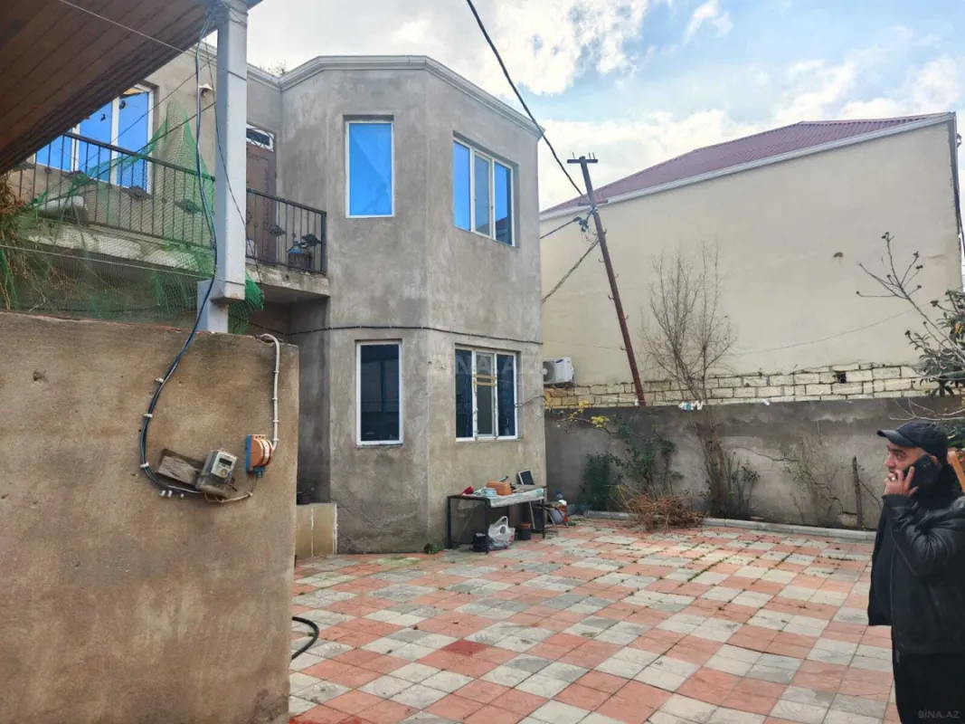 Satılır 6 otaqlı həyət evi 157 m²