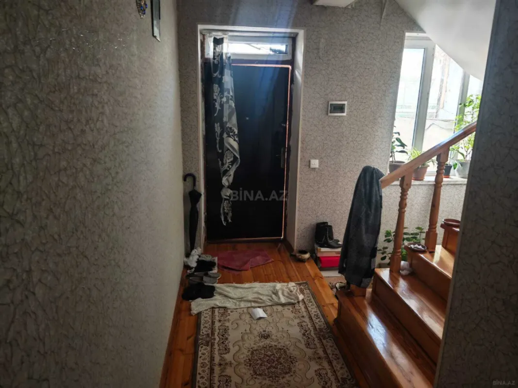 Satılır 6 otaqlı həyət evi 157 m²