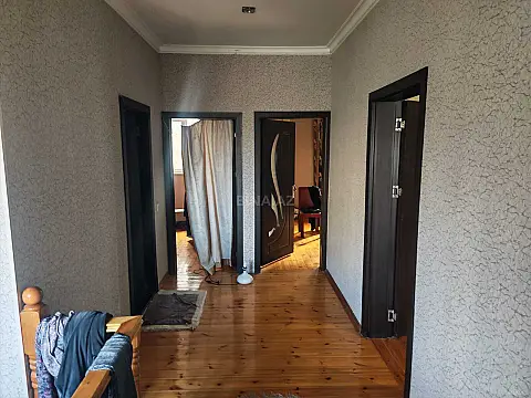 Satılır 6 otaqlı həyət evi 157 m²