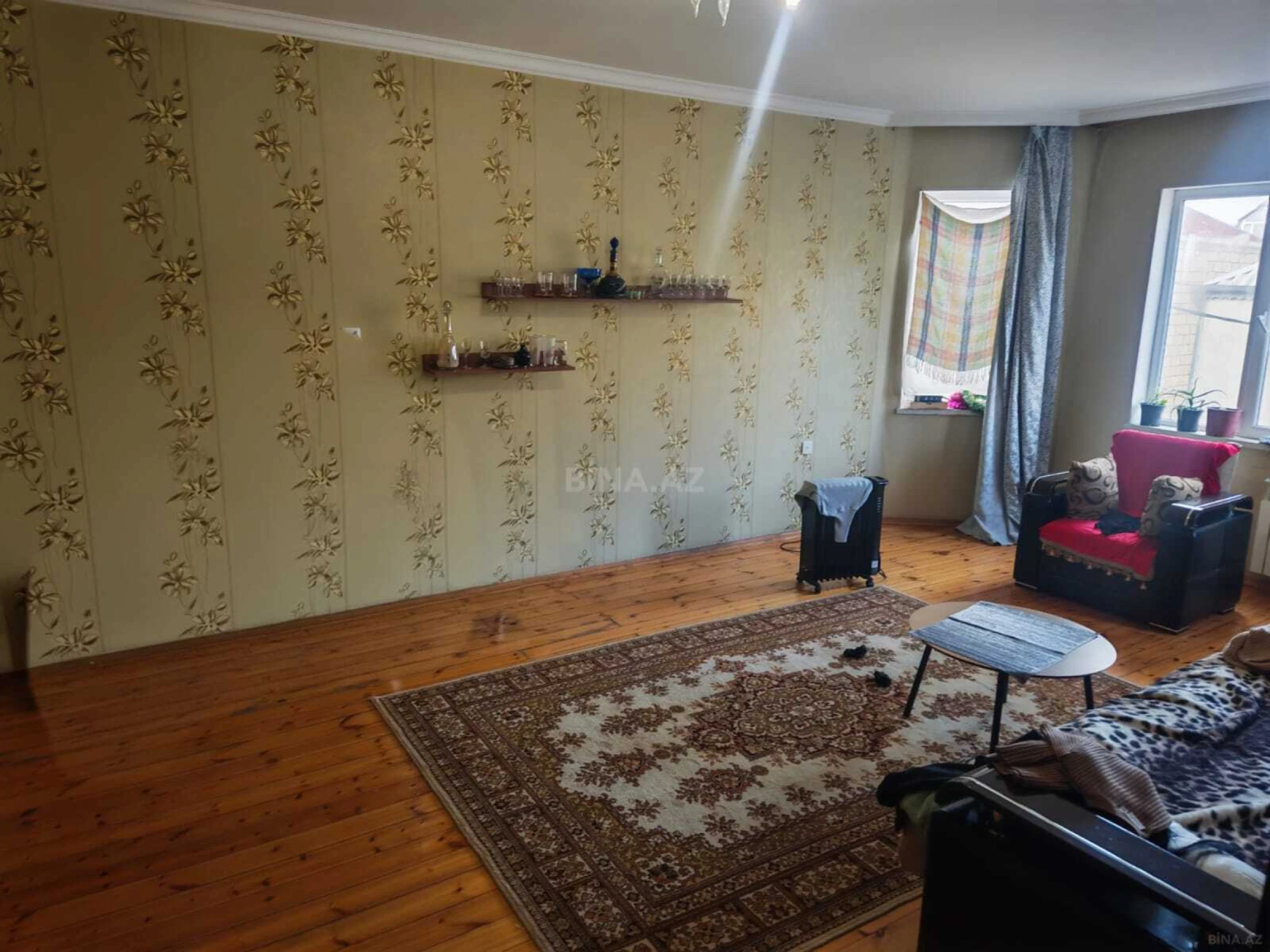 Satılır 6 otaqlı həyət evi 157 m²