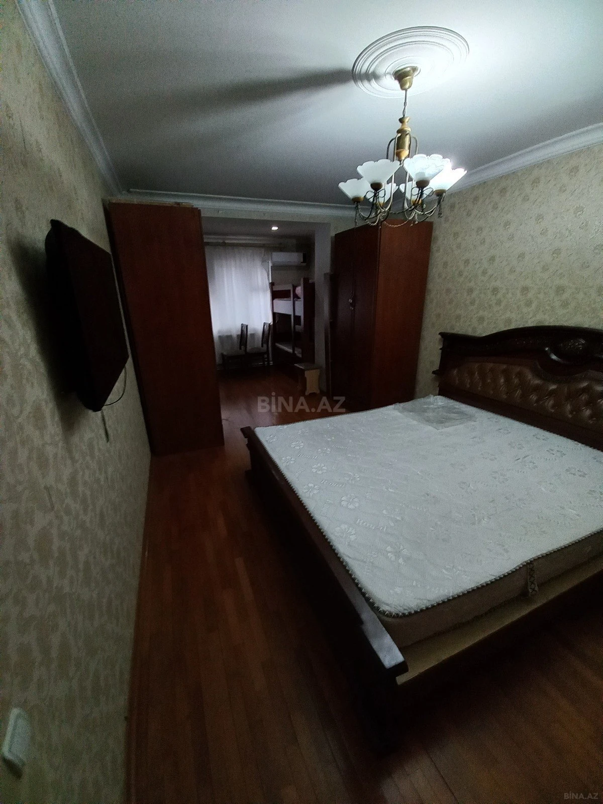 Kirayə verilir 2 otaqlı mənzil 80 m²