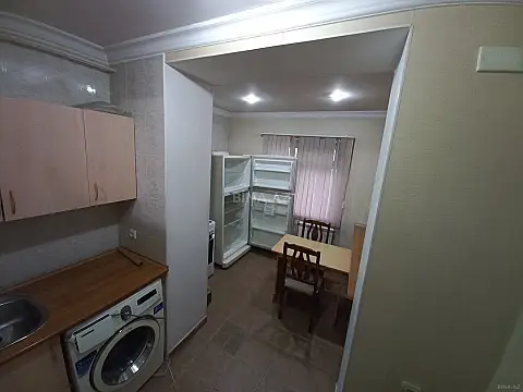 Kirayə verilir 2 otaqlı mənzil 80 m²