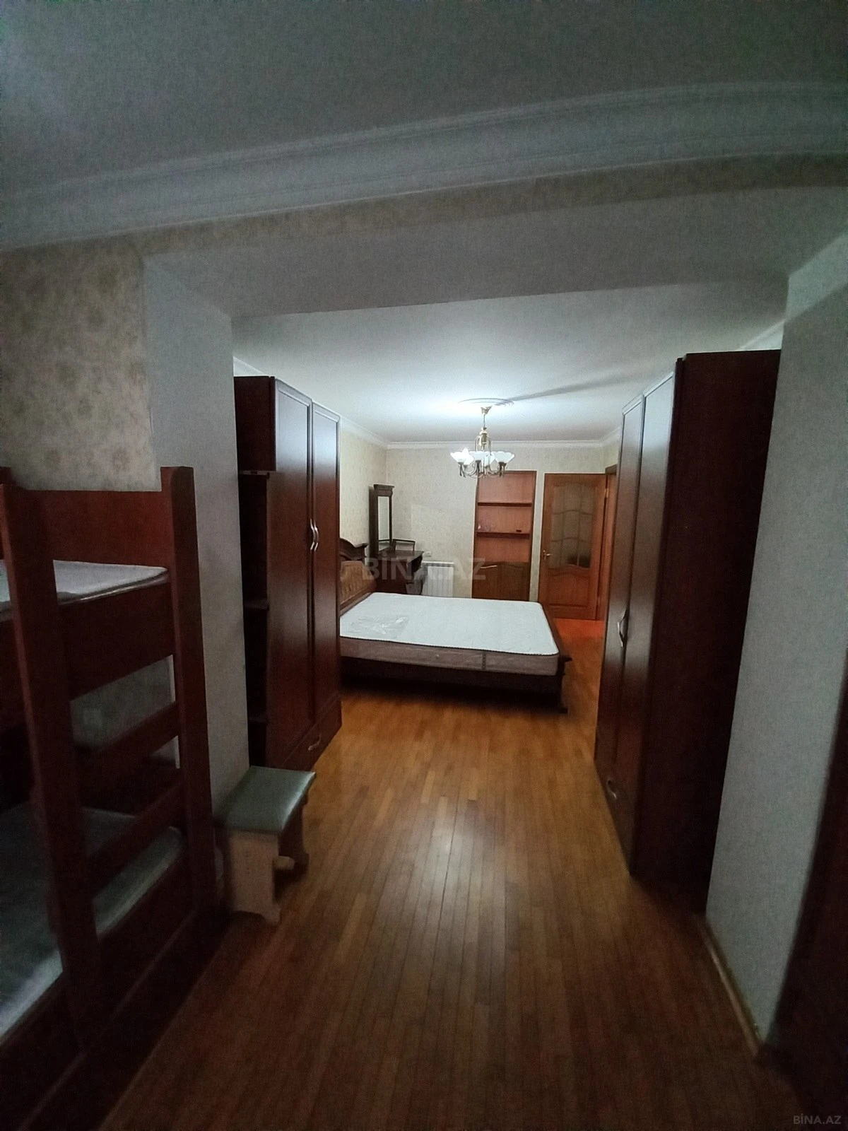 Kirayə verilir 2 otaqlı mənzil 80 m²