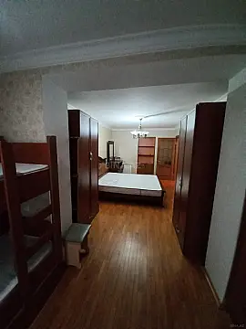 Kirayə verilir 2 otaqlı mənzil 80 m²