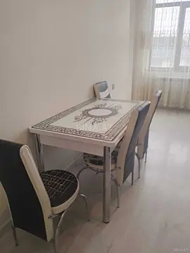 Kirayə verilir 3 otaqlı mənzil 114 m²